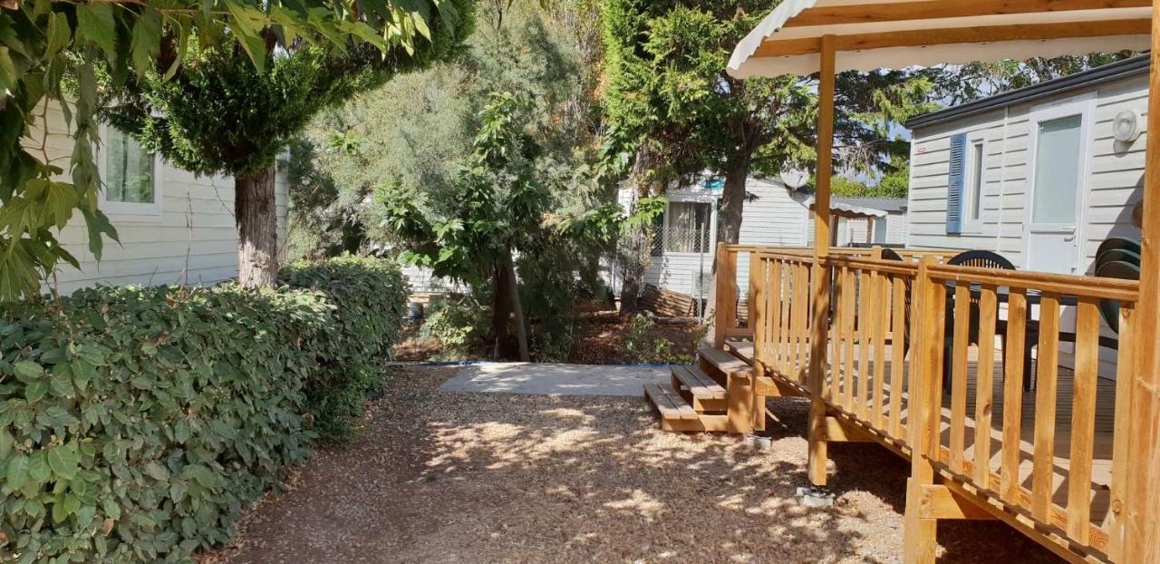 Mobilhome Climatise 3 Chambres Vic-la-Gardiole Εξωτερικό φωτογραφία